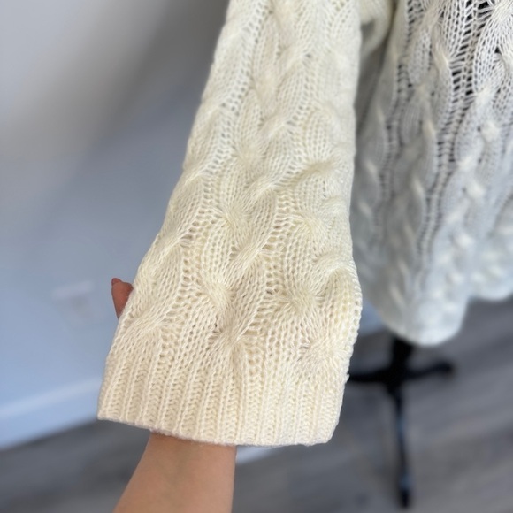 Cream Knit Hooded Long Sleeve Sweater (Medium) - Picture 5 of 8
